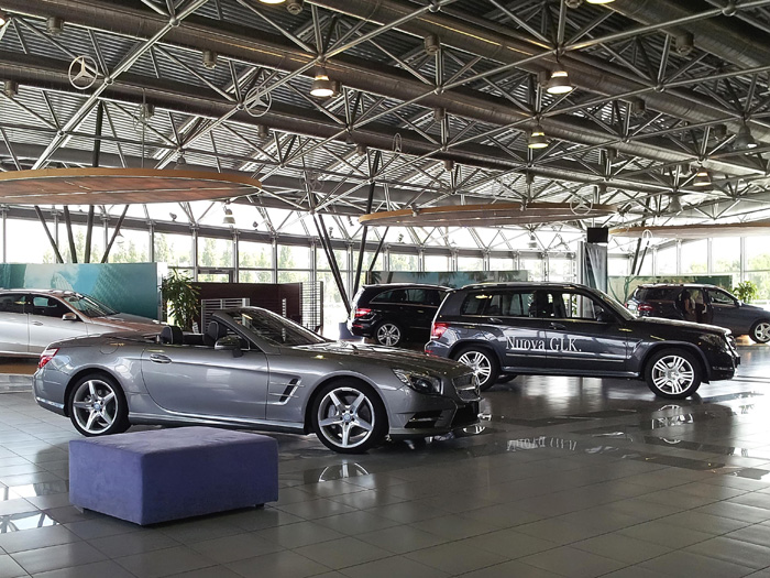 ROMA – CONCESSIONARIO DELLA MERCEDES BENZFOT …